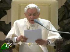 Benedetto XVI: la Chiesa è di Cristo, non mancherà la guida